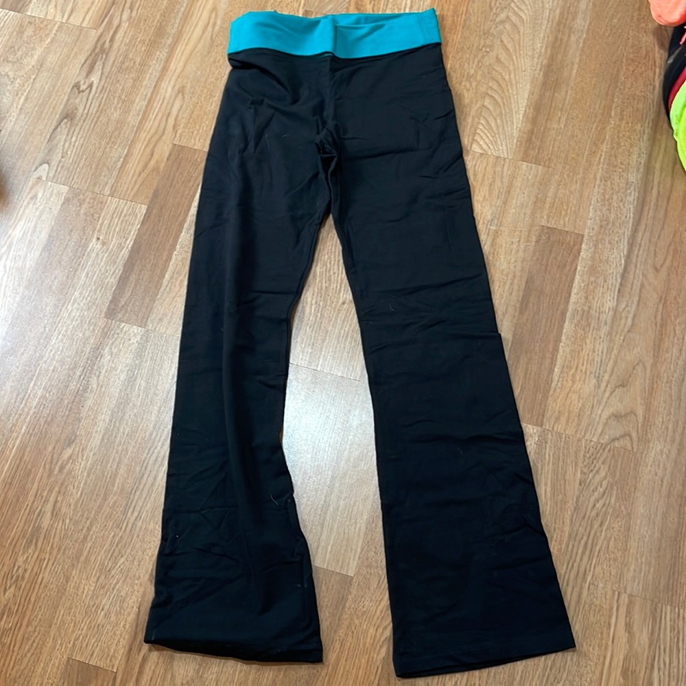 Wide leg leggings
